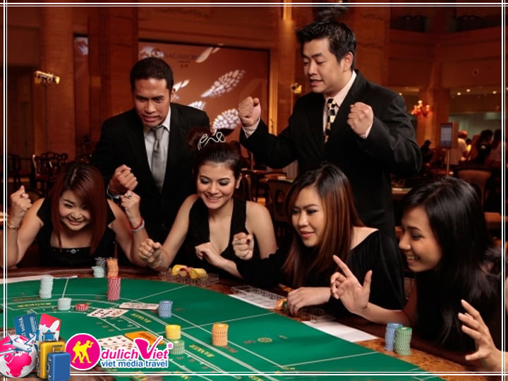 Du Lịch Free and Easy Campuchia giá tốt 2025 khách sạn Nagaworld 5*